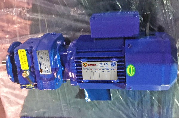 制動(dòng)電機(jī)減速機(jī),平移電動(dòng)門減速機(jī),R系列齒輪減速機(jī) 制動(dòng)電機(jī)減速機(jī),平移電動(dòng)門減速機(jī),R系列齒輪減速機(jī)