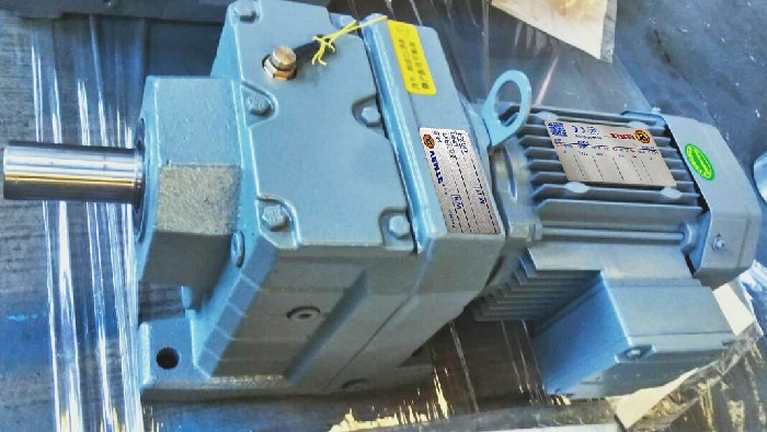 減速機配上剎車電機 減速機配上剎車電機