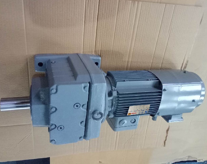 減速機(jī)配三相變頻調(diào)速電機(jī) 減速機(jī)配三相變頻調(diào)速電機(jī)
