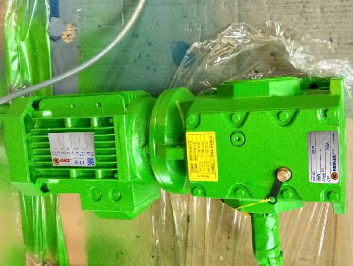 自鎖蝸輪減速機配電機 自鎖蝸輪減速機配電機