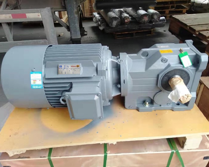 K系列減速機(jī)配電機(jī) K系列減速機(jī)配電機(jī)