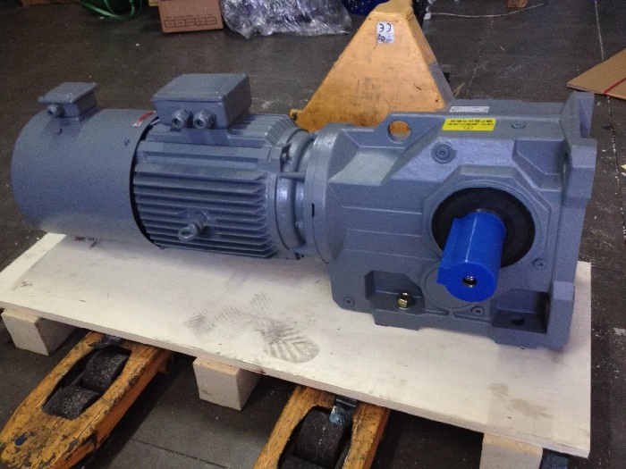 K系列減速機配電機用 K系列減速機配電機用