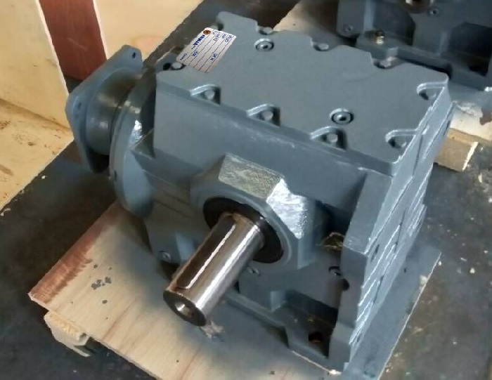 弘訊伺服電機(jī)減速機(jī) 弘訊伺服電機(jī)減速機(jī)