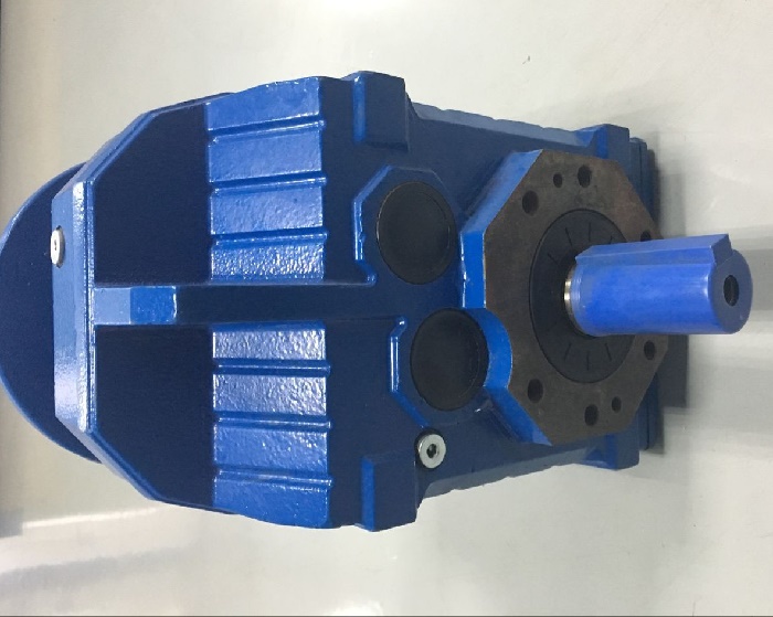 用在壓力機上電機減速機 用在壓力機上電機減速機