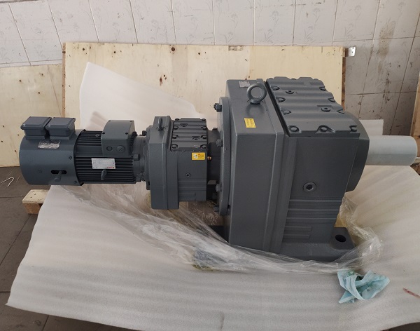 開袋機(jī)減速機(jī),R系列減速機(jī)電機(jī),開袋機(jī)減速機(jī)選型樣本 開袋機(jī)減速機(jī),R系列減速機(jī)電機(jī),開袋機(jī)減速機(jī)選型樣本