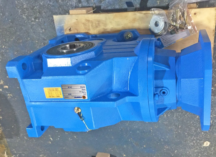 快速門伺服電機(jī)減速機(jī) 快速門伺服電機(jī)減速機(jī)