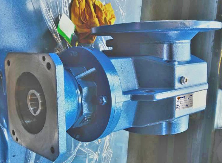 11KW電機(jī)減速機(jī),電動(dòng)平板車,減速機(jī)選型樣本,11000W減速器 11KW電機(jī)減速機(jī),電動(dòng)平板車,減速機(jī)選型樣本,11000W減速器