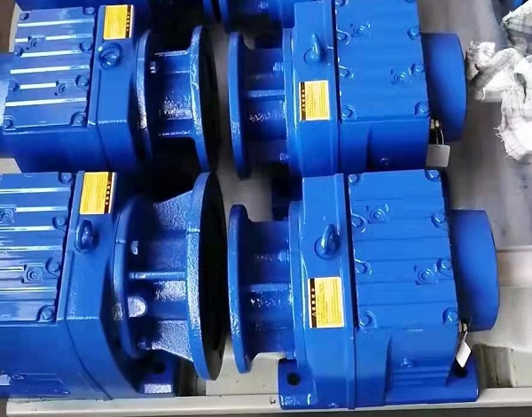 自動(dòng)折頁(yè)機(jī)伺服電機(jī)減速機(jī)選型手冊(cè)資料樣本下載,自動(dòng)折頁(yè)機(jī)減速機(jī),伺服減速機(jī)樣本 自動(dòng)折頁(yè)機(jī)伺服電機(jī)減速機(jī)選型手冊(cè)資料樣本下載,自動(dòng)折頁(yè)機(jī)減速機(jī),伺服減速機(jī)樣本