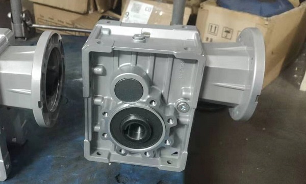 送絲機(jī)伺服電機(jī)減速機(jī)選型手冊(cè)資料樣本下載,送絲機(jī)減速機(jī),伺服減速機(jī)樣本 送絲機(jī)伺服電機(jī)減速機(jī)選型手冊(cè)資料樣本下載,送絲機(jī)減速機(jī),伺服減速機(jī)樣本