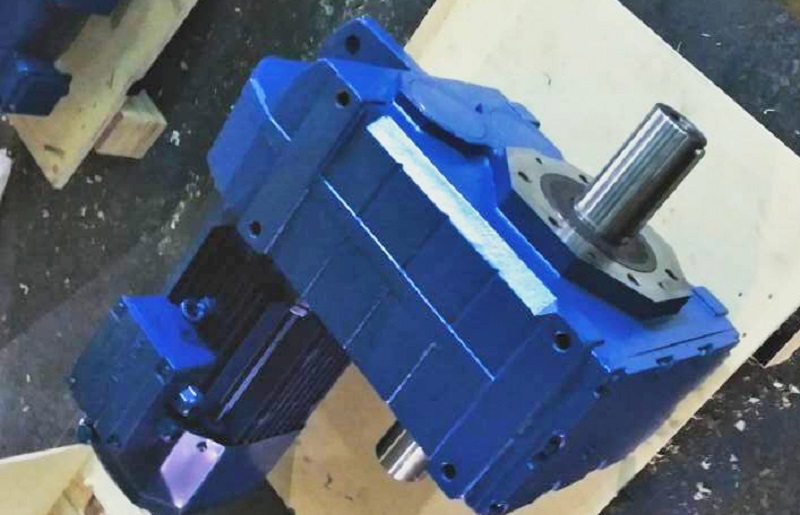 1比15減速電機(jī),1:15減速機(jī),15比減速器,捏合機(jī)減速機(jī),減速機(jī)選型樣本 1比15減速電機(jī),1:15減速機(jī),15比減速器,捏合機(jī)減速機(jī),減速機(jī)選型樣本