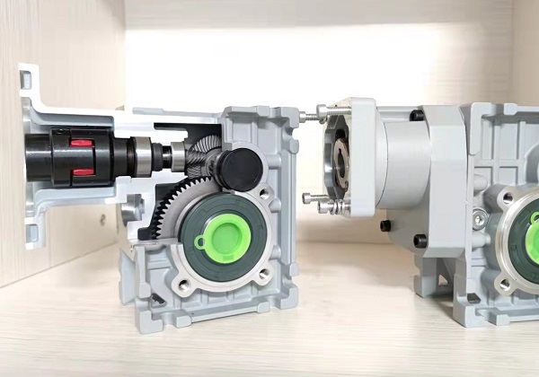 智能倉儲設(shè)備伺服電機減速機選型手冊資料樣本下載,智能倉儲設(shè)備減速機,伺服減速機樣本 智能倉儲設(shè)備伺服電機減速機選型手冊資料樣本下載,智能倉儲設(shè)備減速機,伺服減速機樣本