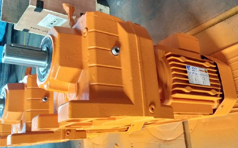 木工機(jī)械減速機(jī),減速電機(jī)木工機(jī)械用,減速器選型,機(jī)械設(shè)備電機(jī) 木工機(jī)械減速機(jī),減速電機(jī)木工機(jī)械用,減速器選型,機(jī)械設(shè)備電機(jī)