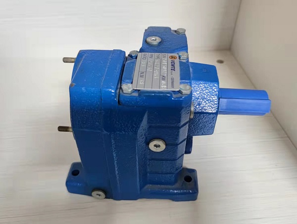 1比48減速電機(jī),1:48減速機(jī),48比減速器,刮泥機(jī)減速機(jī),減速機(jī)樣本 1比48減速電機(jī),1:48減速機(jī),48比減速器,刮泥機(jī)減速機(jī),減速機(jī)樣本