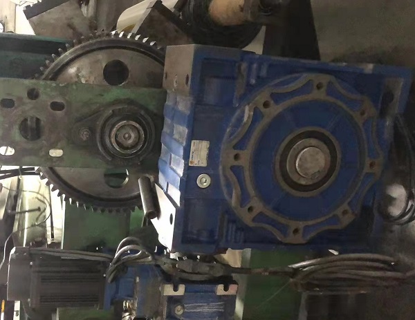 不銹鋼網(wǎng)織機(jī)減速機(jī) 不銹鋼網(wǎng)織機(jī)減速機(jī)