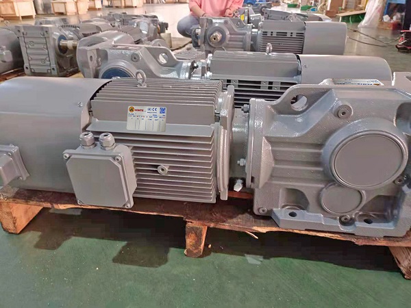 翻轉(zhuǎn)機(jī)構(gòu)減速機(jī)選型手冊(cè)資料樣本下載,翻轉(zhuǎn)機(jī)構(gòu)減速機(jī),減速機(jī)樣本 翻轉(zhuǎn)機(jī)構(gòu)減速機(jī)選型手冊(cè)資料樣本下載,翻轉(zhuǎn)機(jī)構(gòu)減速機(jī),減速機(jī)樣本