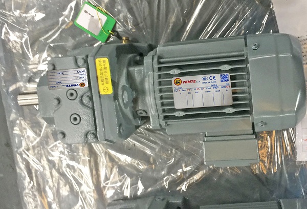 工業(yè)大風(fēng)扇減速機(jī)選型手冊資料樣本下載,工業(yè)大風(fēng)扇減速機(jī),減速機(jī)樣本 工業(yè)大風(fēng)扇減速機(jī)選型手冊資料樣本下載,工業(yè)大風(fēng)扇減速機(jī),減速機(jī)樣本