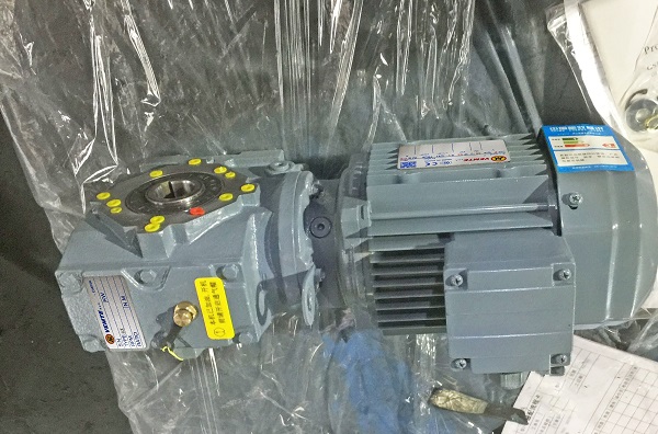 1比102減速電機(jī),1:102減速機(jī),102比減速器,洗車(chē)機(jī)減速機(jī),減速機(jī)樣本 1比102減速電機(jī),1:102減速機(jī),102比減速器,洗車(chē)機(jī)減速機(jī),減速機(jī)樣本