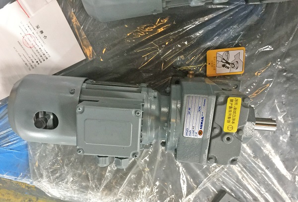 木材削片機減速機選型手冊資料樣本下載,木材削片機減速電機,減速機樣本 木材削片機減速機選型手冊資料樣本下載,木材削片機減速電機,減速機樣本