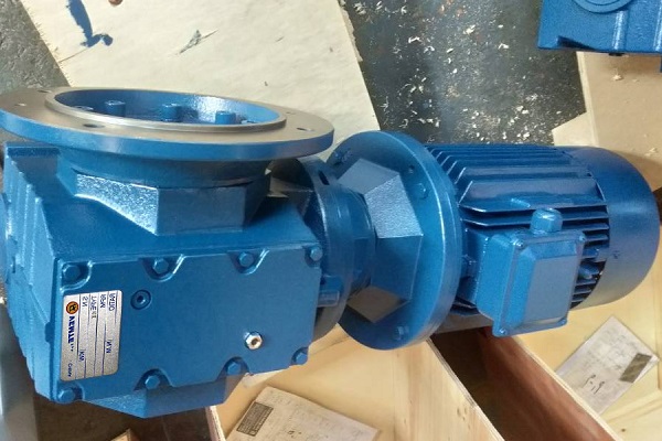 1比108減速電機(jī),1:108減速機(jī),108比減速器,制茶機(jī)減速機(jī),減速機(jī)樣本 1比108減速電機(jī),1:108減速機(jī),108比減速器,制茶機(jī)減速機(jī),減速機(jī)樣本