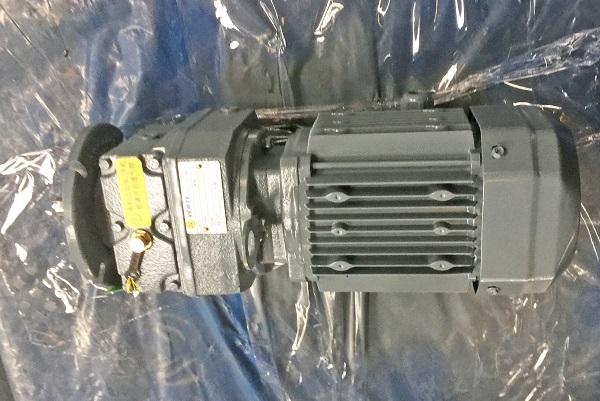 1比130減速電機,1:130減速機,130比減速器,鏈板輸送機減速電機,減速機樣本 1比130減速電機,1:130減速機,130比減速器,鏈板輸送機減速電機,減速機樣本