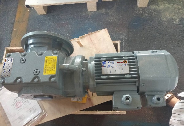 1比133減速電機,1:133減速機,133比減速器,電動平車減速電機,減速機樣本 1比133減速電機,1:133減速機,133比減速器,電動平車減速電機,減速機樣本