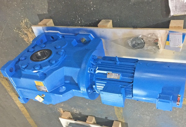 水泥攪拌機(jī)減速機(jī)電機(jī)選型手冊(cè)資料樣本下載,水泥攪拌機(jī)減速電機(jī),減速機(jī)樣本 水泥攪拌機(jī)減速機(jī)電機(jī)選型手冊(cè)資料樣本下載,水泥攪拌機(jī)減速電機(jī),減速機(jī)樣本