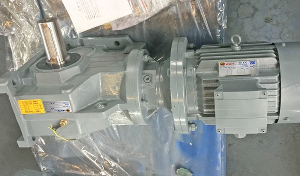 1比140減速電機(jī),1:140減速機(jī),140比減速器,平車減速電機(jī),減速機(jī)樣本 1比140減速電機(jī),1:140減速機(jī),140比減速器,平車減速電機(jī),減速機(jī)樣本