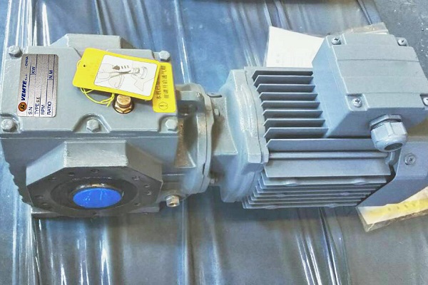 2109223 (65) 2109223 (65)