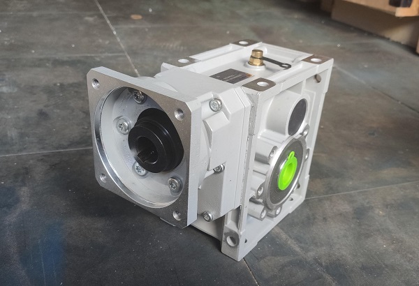 刮板上料機(jī)減速機(jī)選型手冊資料樣本下載,刮板上料機(jī)減速電機(jī),減速機(jī)樣本 刮板上料機(jī)減速機(jī)選型手冊資料樣本下載,刮板上料機(jī)減速電機(jī),減速機(jī)樣本