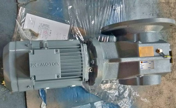 立軸錘式制砂機減速機,58KW電機減速機,減速電機選型組合 立軸錘式制砂機減速機,58KW電機減速機,減速電機選型組合