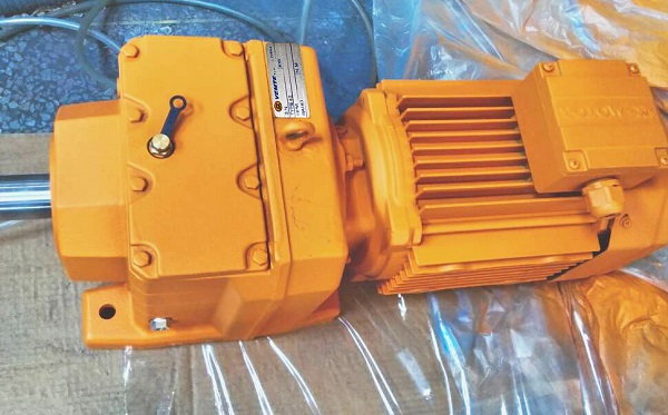 混凝土攪拌機(jī)減速機(jī),94KW電機(jī)減速機(jī),減速電機(jī)型號(hào)選型 混凝土攪拌機(jī)減速機(jī),94KW電機(jī)減速機(jī),減速電機(jī)型號(hào)選型