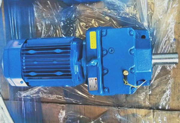 一分鐘21轉(zhuǎn)的減速機,2150NM齒輪減速電機,21圈每分鐘的減速器 一分鐘21轉(zhuǎn)的減速機,2150NM齒輪減速電機,21圈每分鐘的減速器