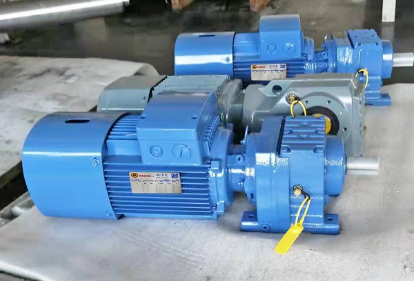 69轉(zhuǎn)的減速機(jī),69rpm/min減速電機(jī),每分鐘69圈減速器 69轉(zhuǎn)的減速機(jī),69rpm/min減速電機(jī),每分鐘69圈減速器