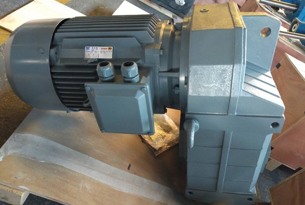 78轉(zhuǎn)的減速機(jī),78rpm/min減速電機(jī),每分鐘78圈的減速器 78轉(zhuǎn)的減速機(jī),78rpm/min減速電機(jī),每分鐘78圈的減速器