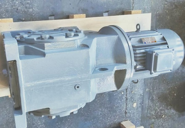 99轉的減速機,99rpm/min減速電機,每分鐘99圈的減速箱 99轉的減速機,99rpm/min減速電機,每分鐘99圈的減速箱