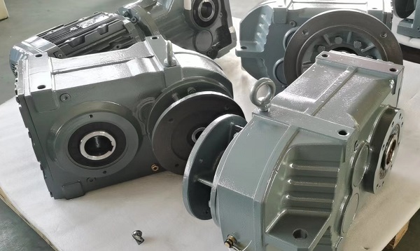 3.7KW電機(jī)含減速機(jī),3700W減速機(jī)帶電機(jī)型號(hào)選型 3.7KW電機(jī)含減速機(jī),3700W減速機(jī)帶電機(jī)型號(hào)選型