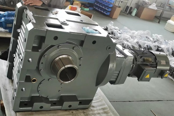 3.8KW電機含減速機,3800W減速機含電機型號選型 3.8KW電機含減速機,3800W減速機含電機型號選型