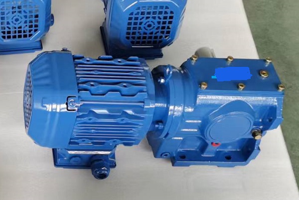 4.7KW電機含減速機,4700W減速機帶電機型號選型 4.7KW電機含減速機,4700W減速機帶電機型號選型