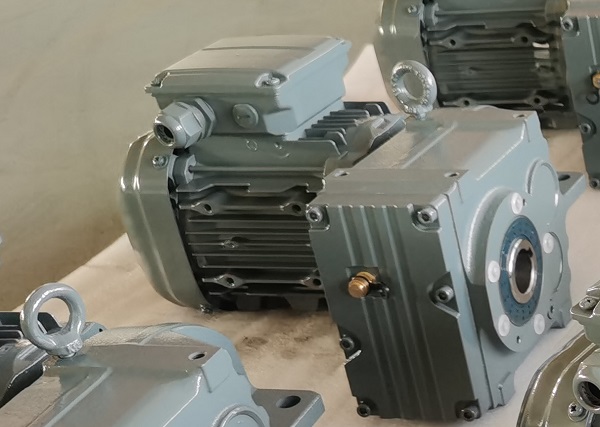 6.1KW電機(jī)含減速機(jī),6100W減速機(jī)帶電機(jī)型號(hào)選型 6.1KW電機(jī)含減速機(jī),6100W減速機(jī)帶電機(jī)型號(hào)選型