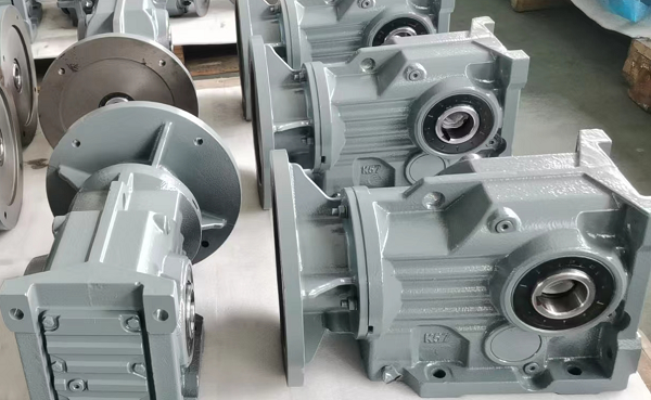 7KW電機(jī)含減速機(jī),7000W減速機(jī)帶電機(jī)型號(hào)選型 7KW電機(jī)含減速機(jī),7000W減速機(jī)帶電機(jī)型號(hào)選型