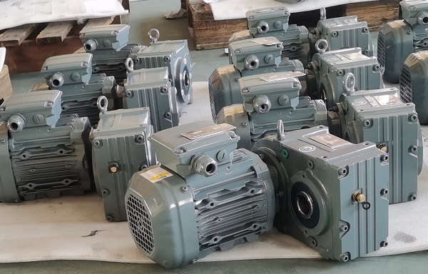 7.3KW電機(jī)含減速機(jī),7300W減速機(jī)帶電機(jī)型號(hào)選型 7.3KW電機(jī)含減速機(jī),7300W減速機(jī)帶電機(jī)型號(hào)選型