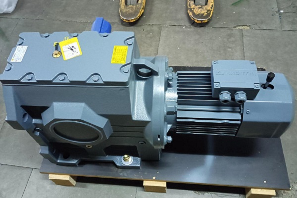 7.5KW電機(jī)含減速機(jī),7500W減速機(jī)帶電機(jī)型號(hào)選型 7.5KW電機(jī)含減速機(jī),7500W減速機(jī)帶電機(jī)型號(hào)選型