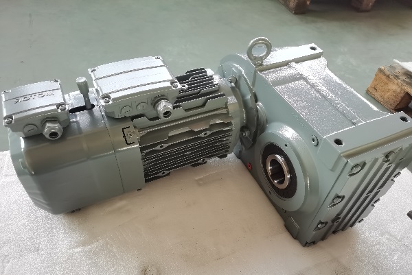 7.7KW電機(jī)含減速機(jī),7700W減速機(jī)帶電機(jī)型號(hào)選型 7.7KW電機(jī)含減速機(jī),7700W減速機(jī)帶電機(jī)型號(hào)選型