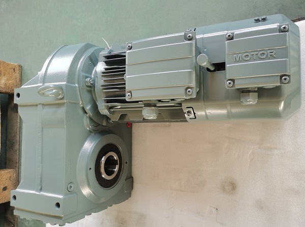 8.1KW電機帶減速機,8100W減速機含電機型號選型 8.1KW電機帶減速機,8100W減速機含電機型號選型