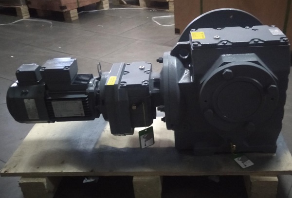 8.7KW電機含減速機,8700W減速機帶電機型號選型案例 8.7KW電機含減速機,8700W減速機帶電機型號選型案例