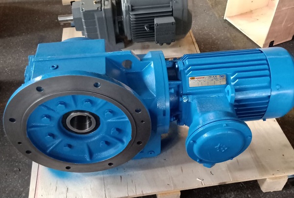 KAF77YFBBP100L-4P-3KW-88.97減速機(jī)型號 KAF77YFBBP100L-4P-3KW-88.97減速機(jī)型號