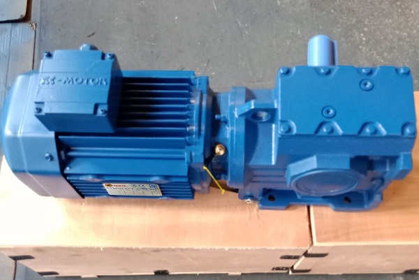 GS97Y132M4減速機(jī) GS97Y132M4減速機(jī)