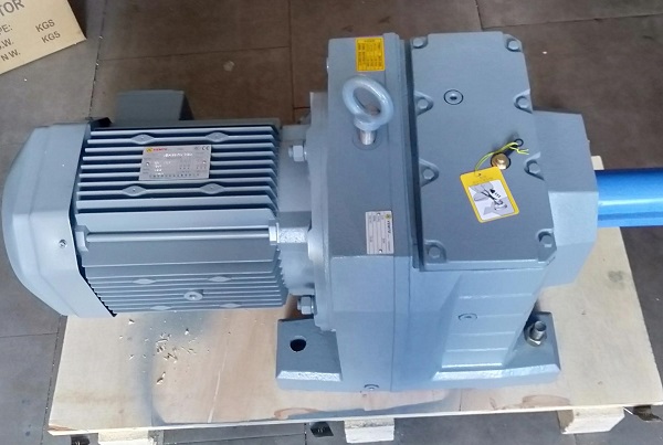 5.5KW減速電機(jī),5500W減速馬達(dá),減速機(jī) 5.5KW減速電機(jī),5500W減速馬達(dá),減速機(jī)