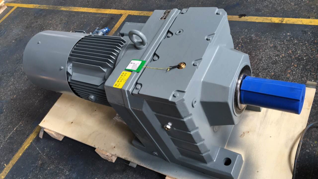 R系列減速機(jī) R系列減速機(jī)