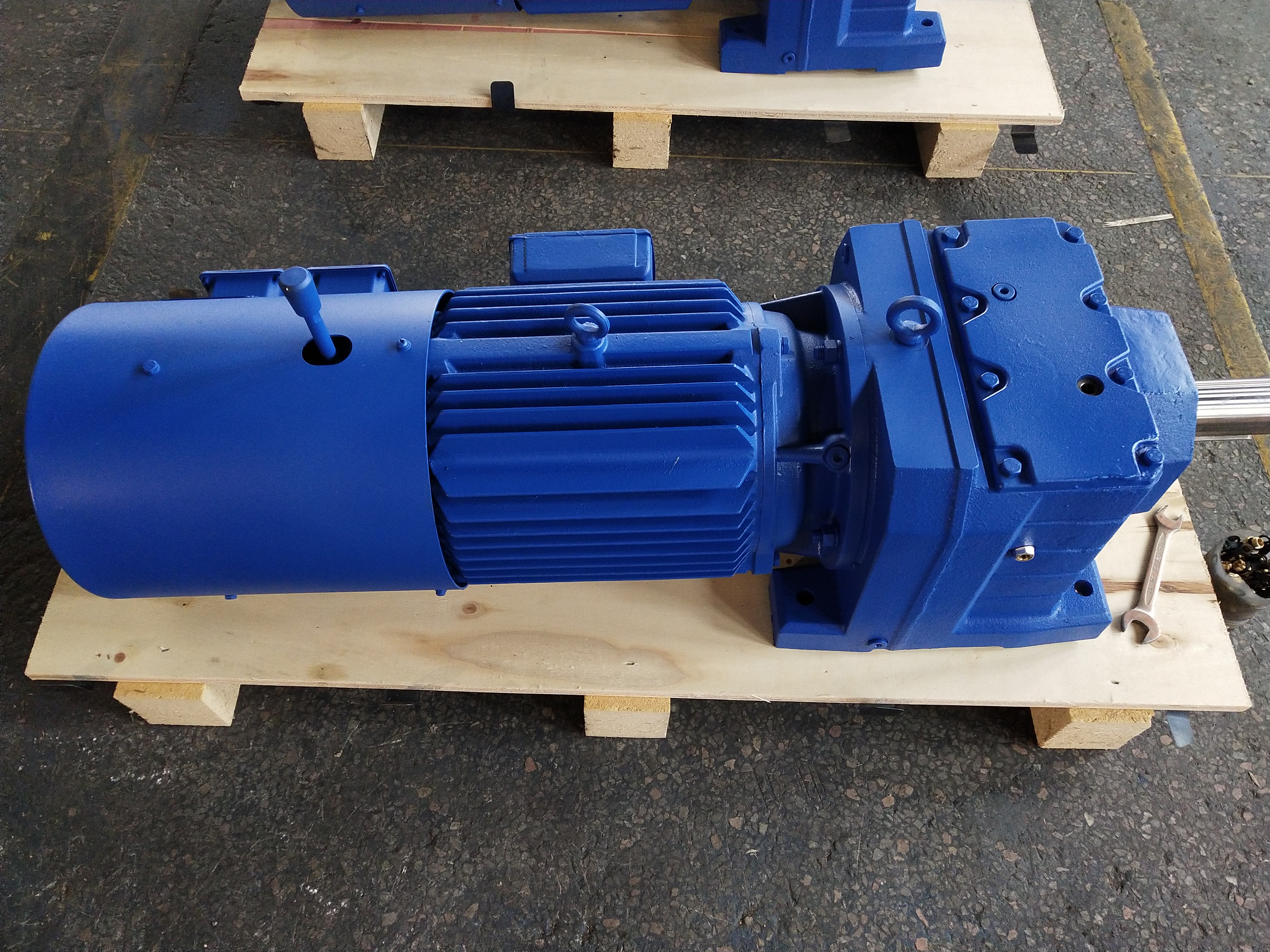 R系列減速機(jī) R系列減速機(jī)